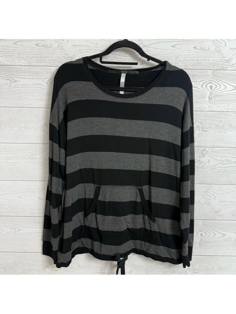 Kenzie Women’s Black & Grey Striped Pull-On Sweater. Size L